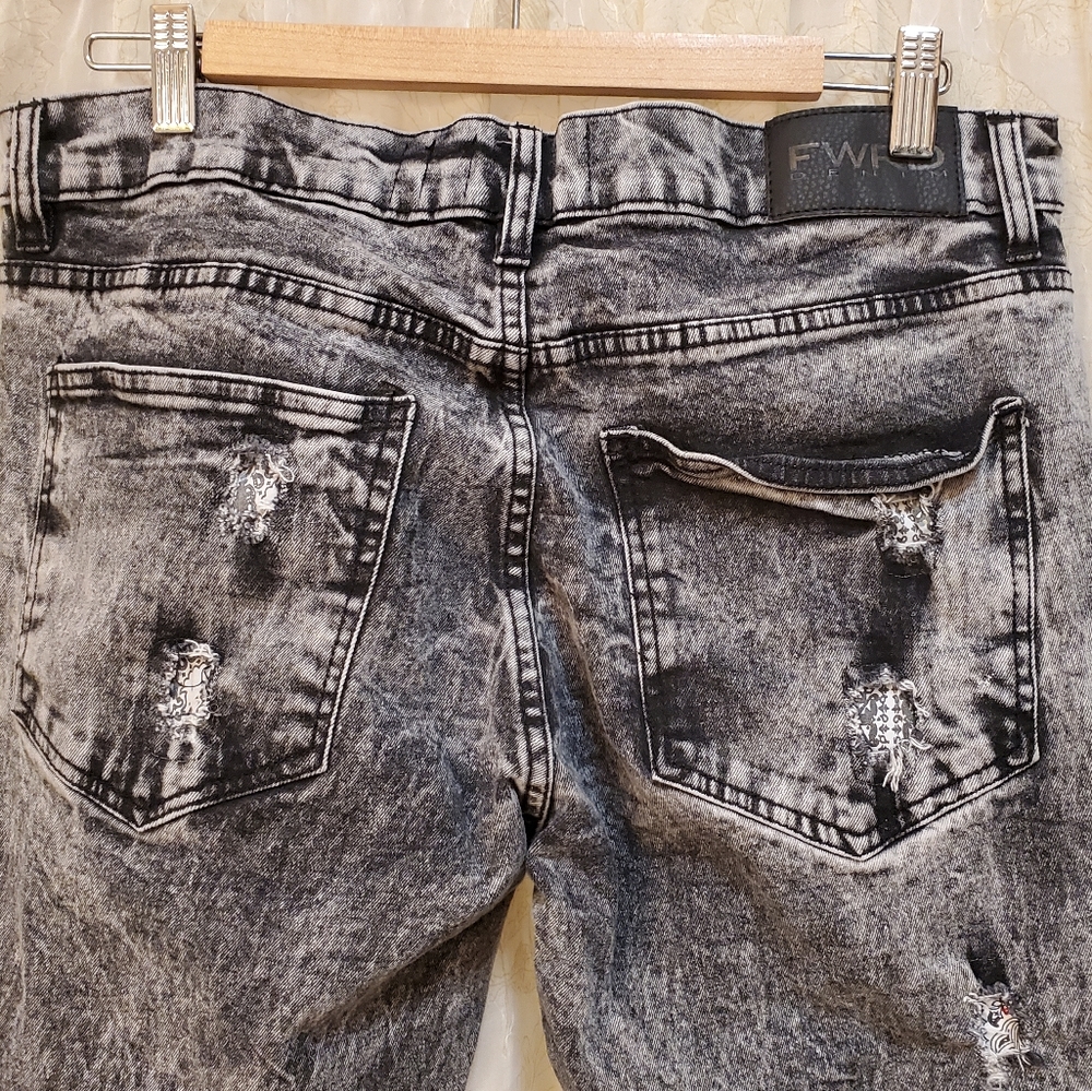 FWRD Distressed Jeans - Picture 3 of 6